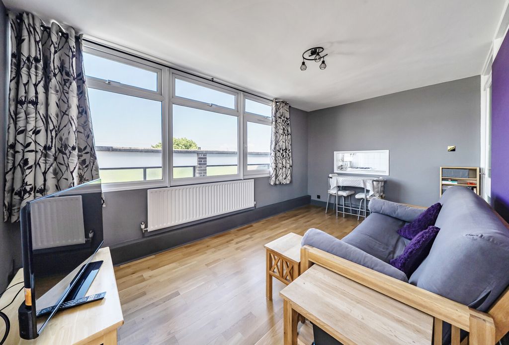 Property photo 1 of 12 1468167-7-6A16Bc5...