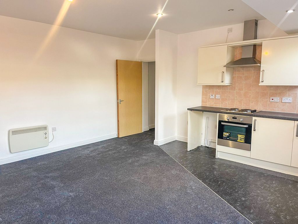 Property photo 3 of 13 Image