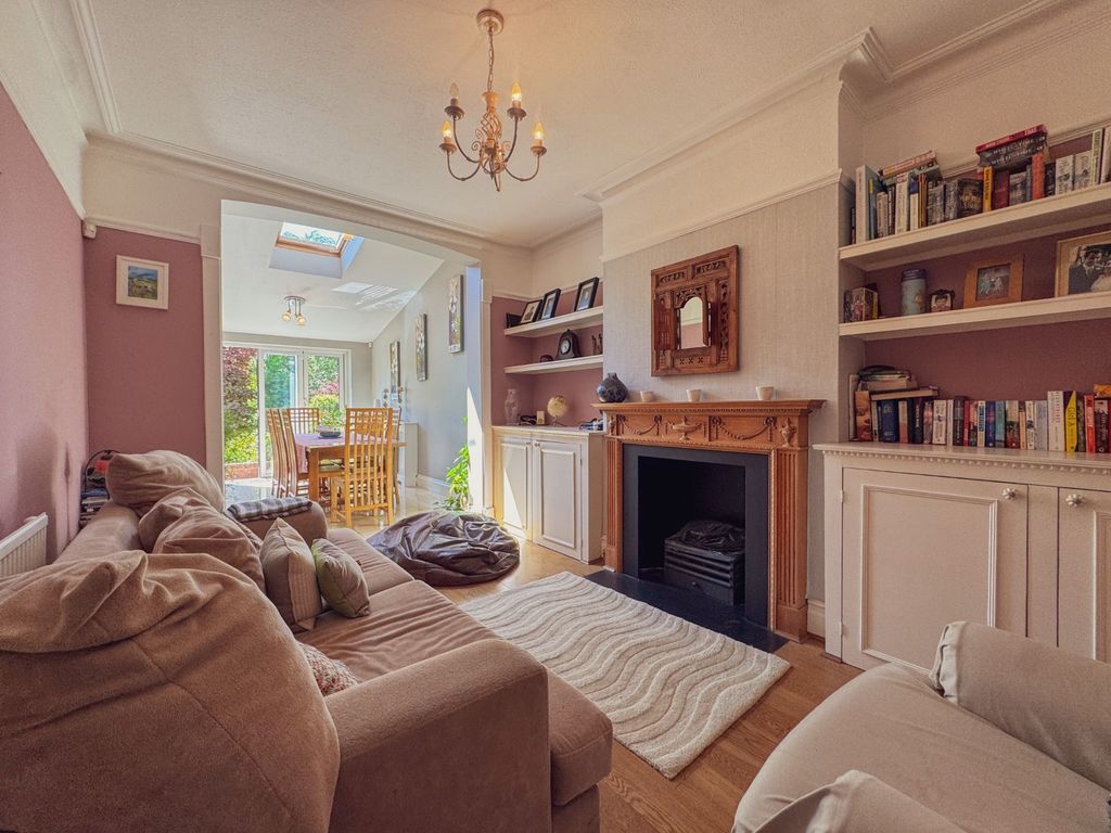 Property photo 2 of 23 4123104