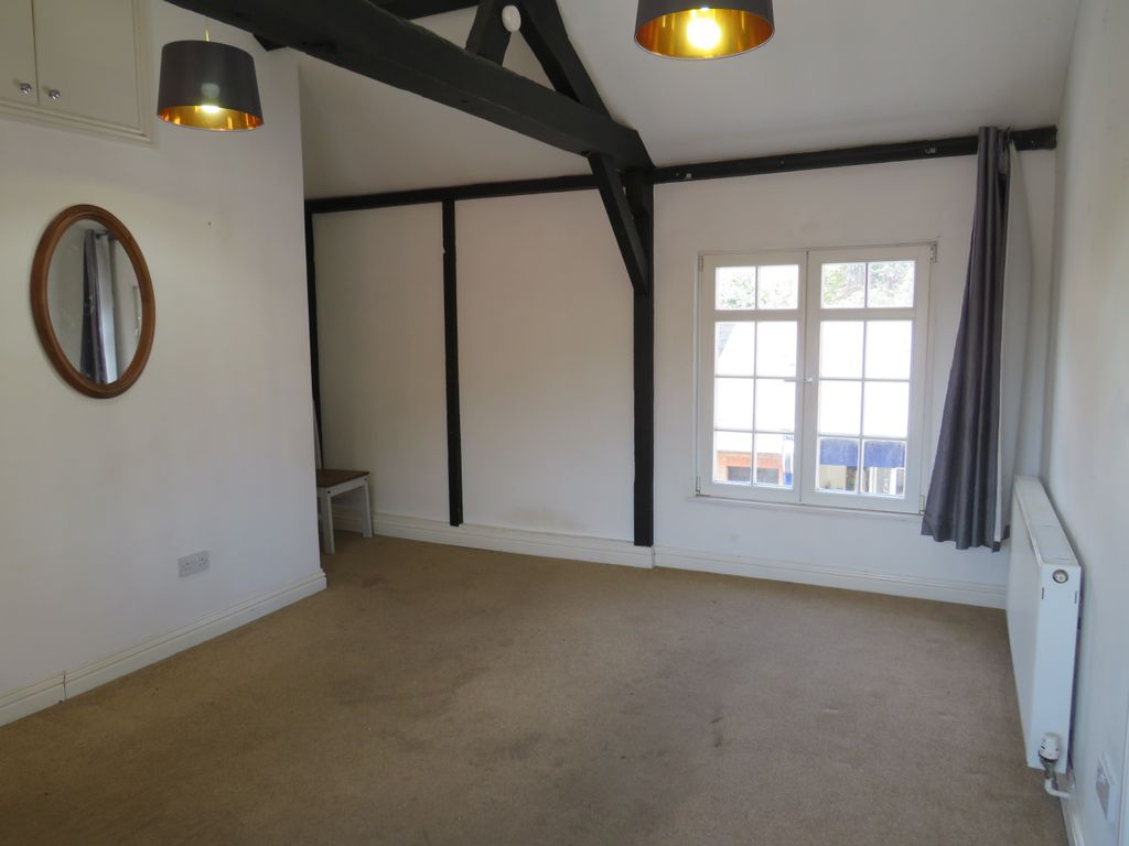 Property photo 3 of 8 3