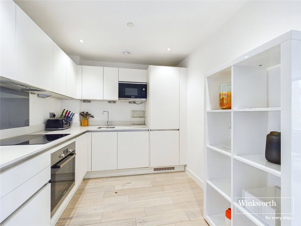 Property photo 2 of 10 Picture No. 14