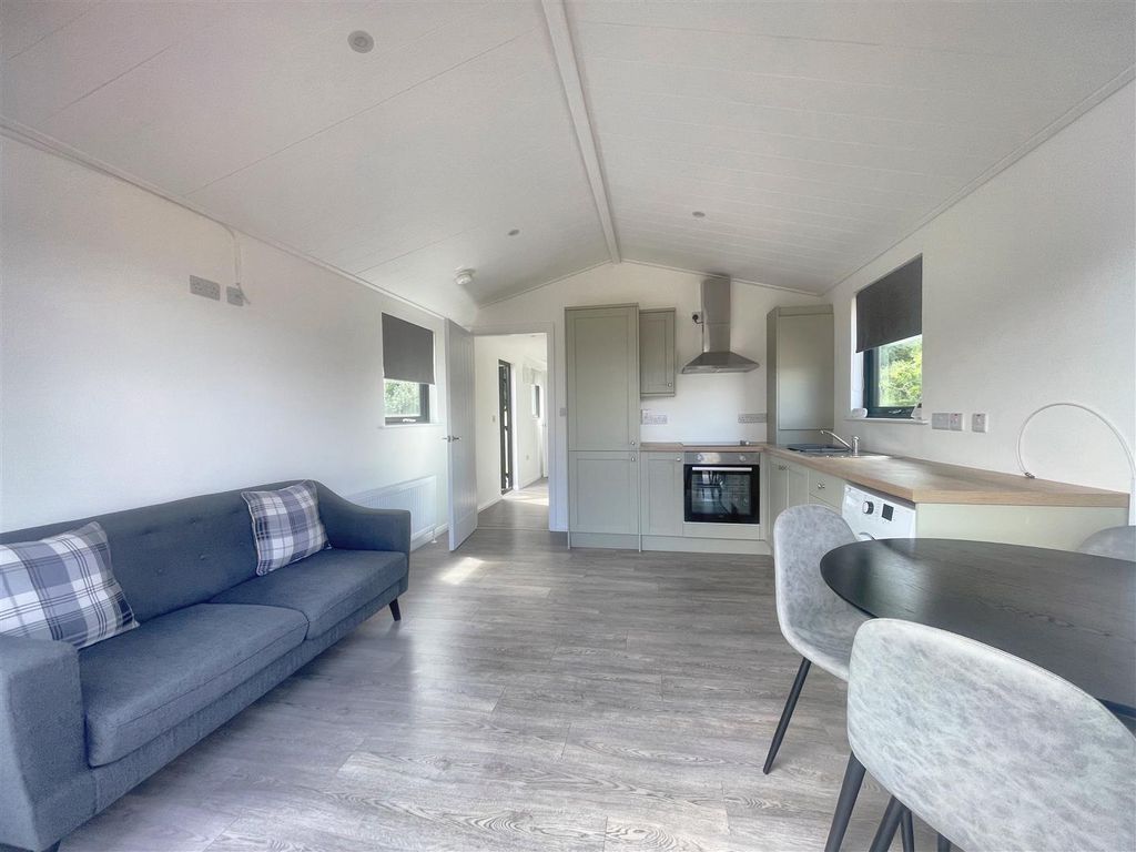 Property photo 2 of 9 Open Plan Living