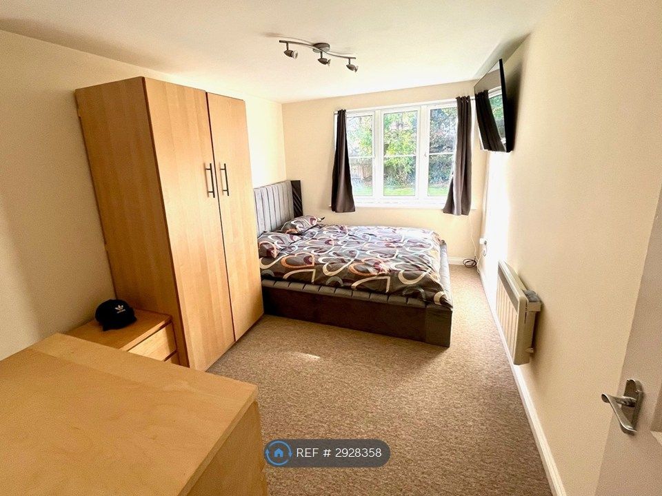 Property photo 3 of 7 Bedroom