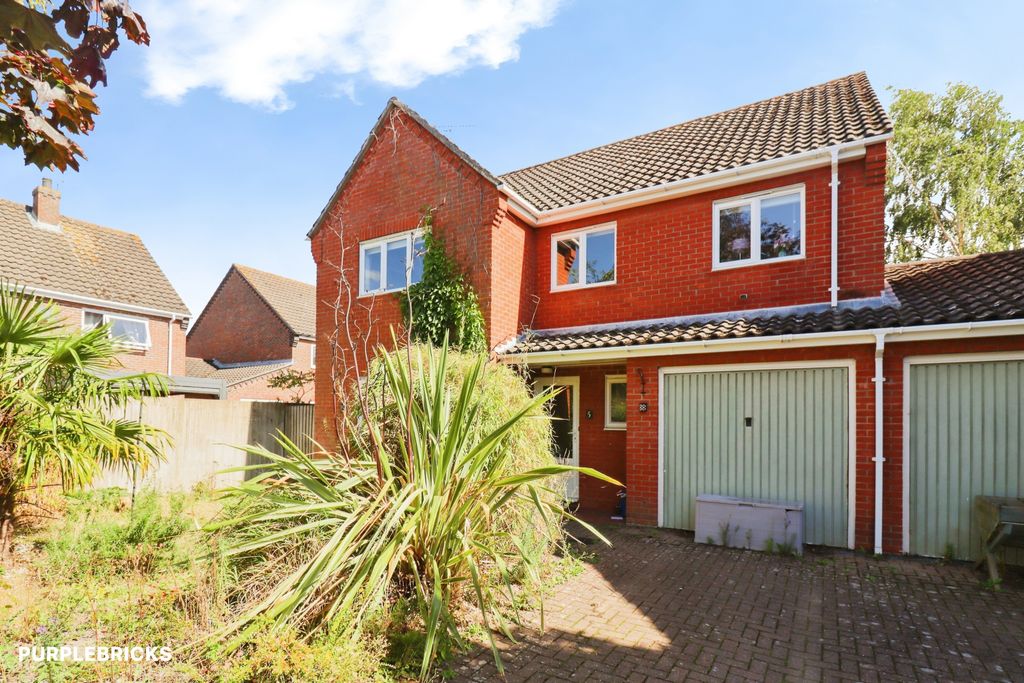 Property photo 1 of 39