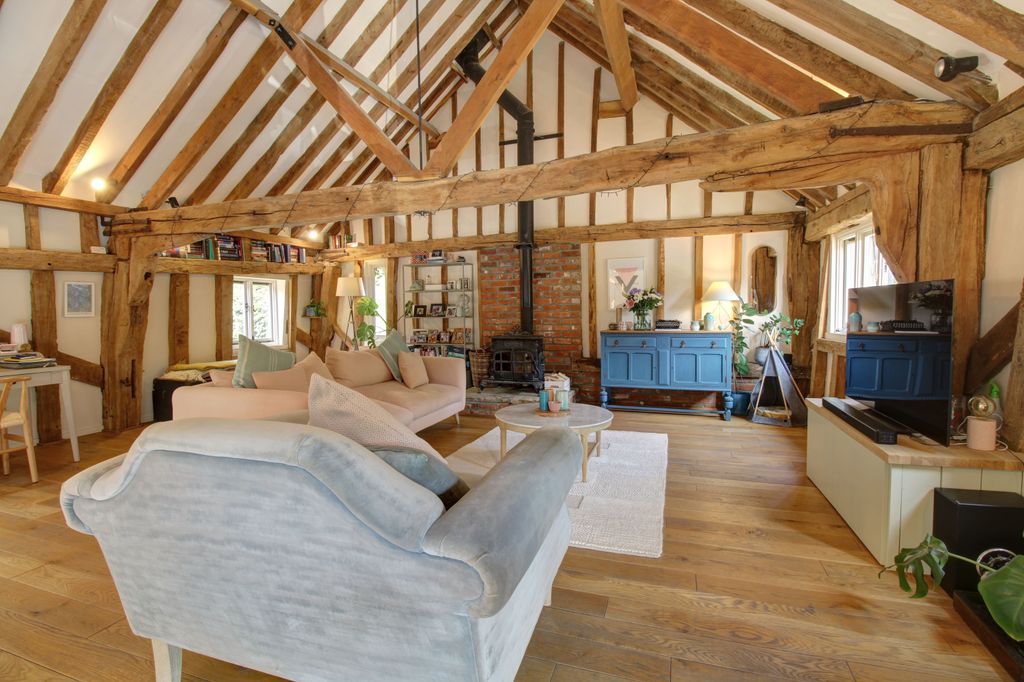 Property photo 2 of 28 A8
