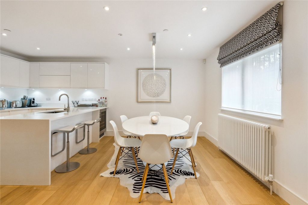 Property photo 2 of 16 A08J300000Gaxgjiaz_Nho250049_02.Jpg