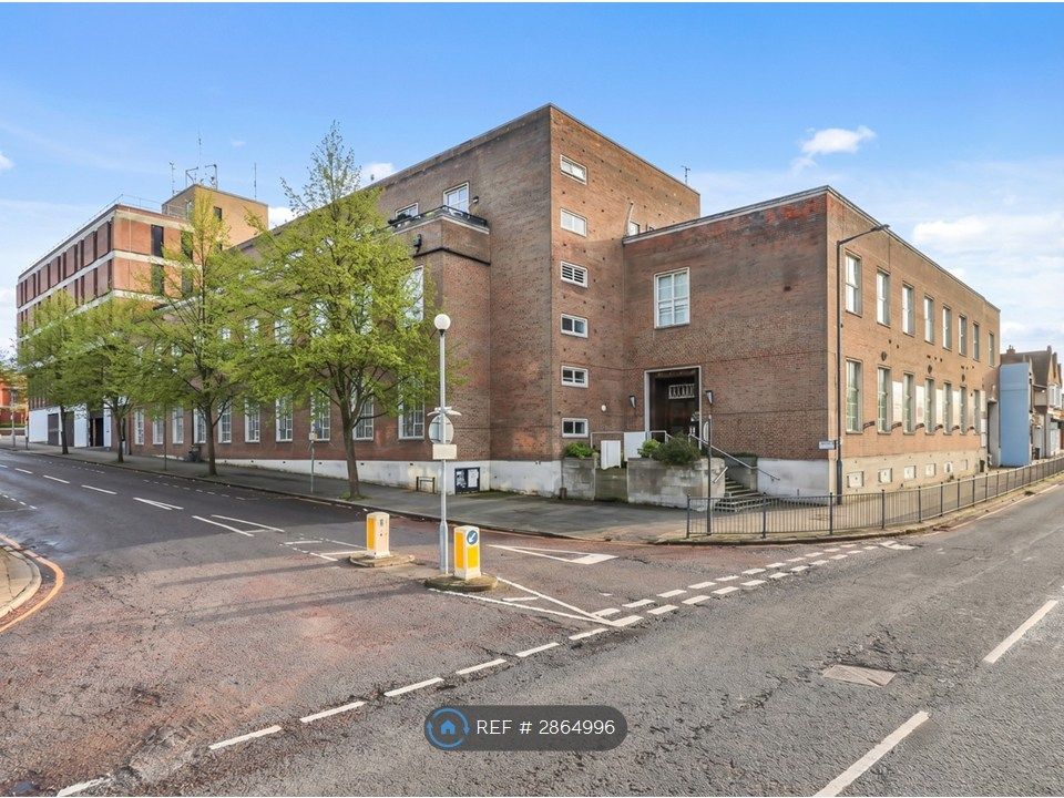 Property photo 1 of 20