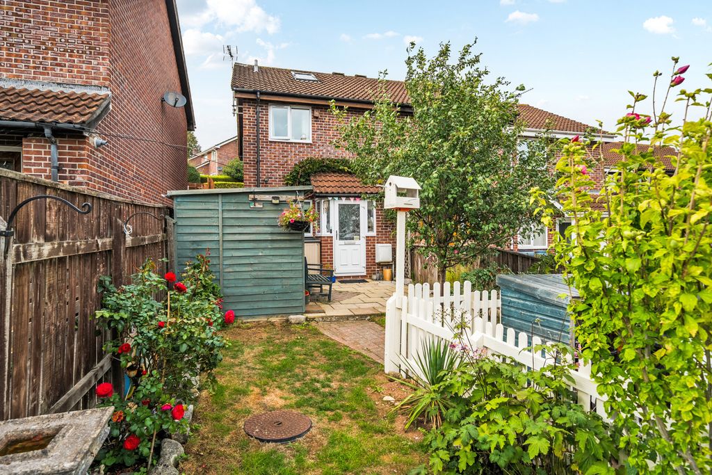 Property photo 1 of 20 1522938-16-1A0B54...
