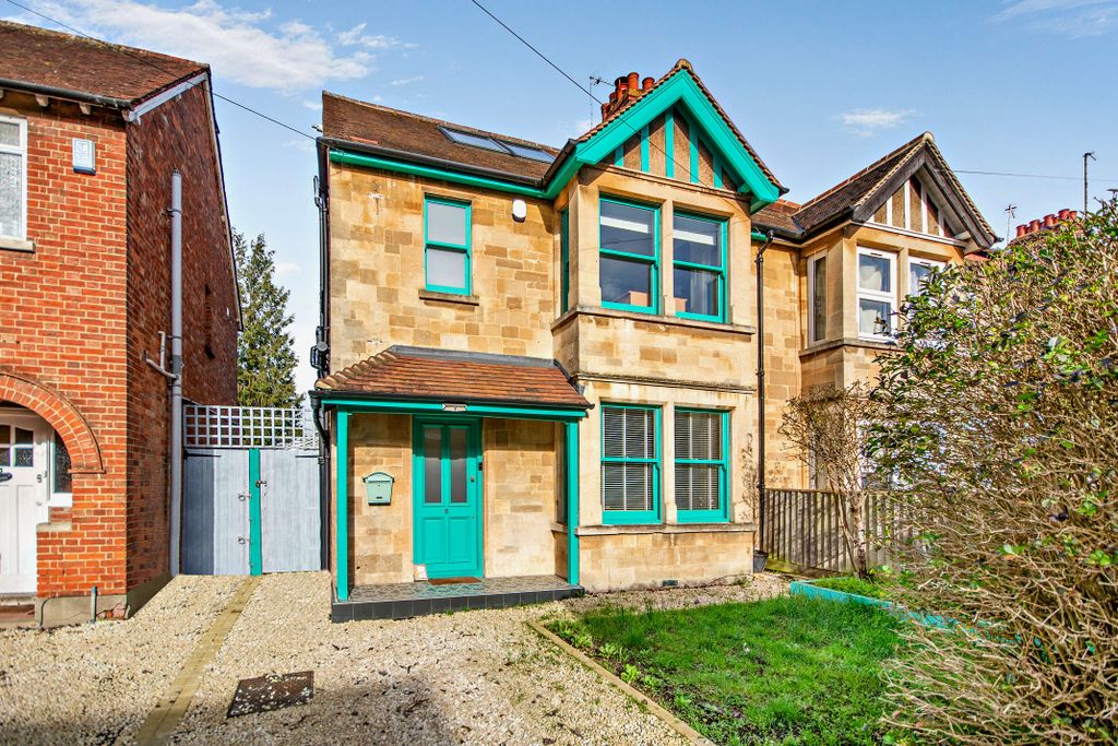 Property photo 1 of 25