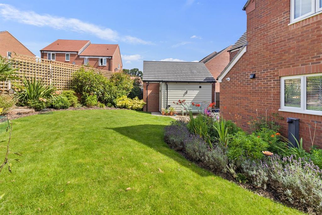 Property photo 3 of 23 Photo 7