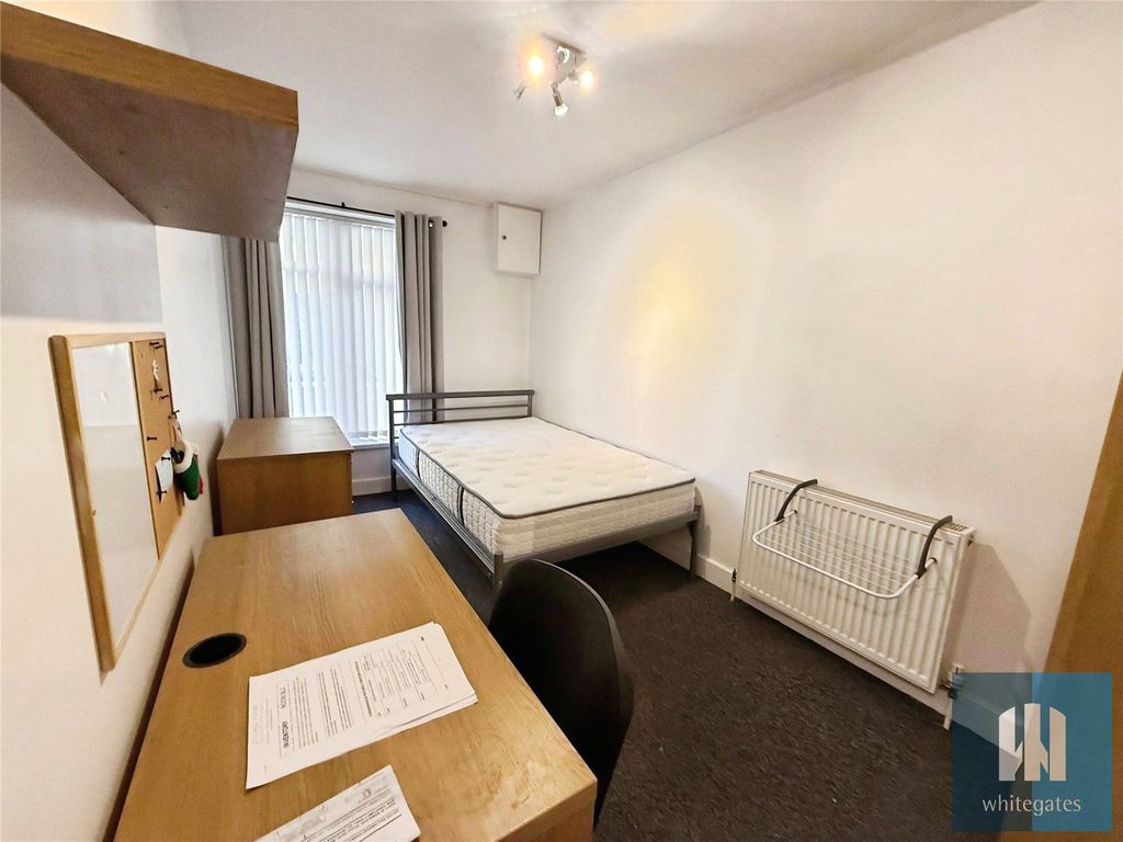 Property photo 2 of 4 Picture No. 08