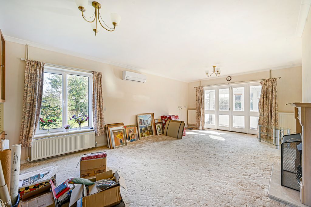 Property photo 3 of 20