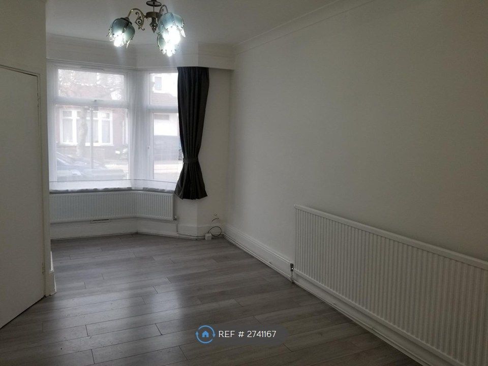 Property photo 2 of 6