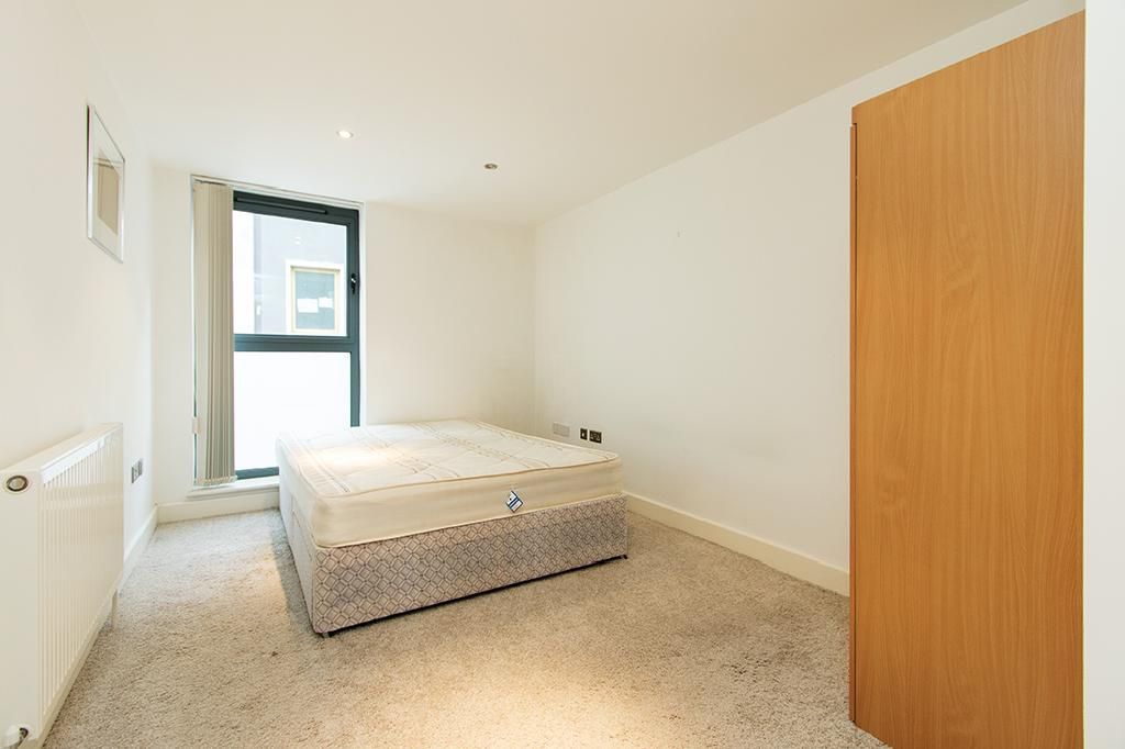 Property photo 3 of 8 Bedroom