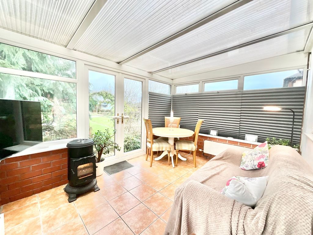 Property photo 3 of 25