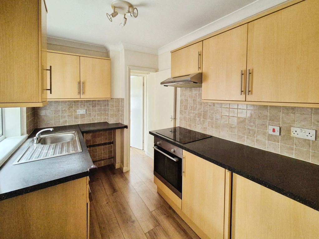 Property photo 3 of 10 E6B32F76-20250610_141945