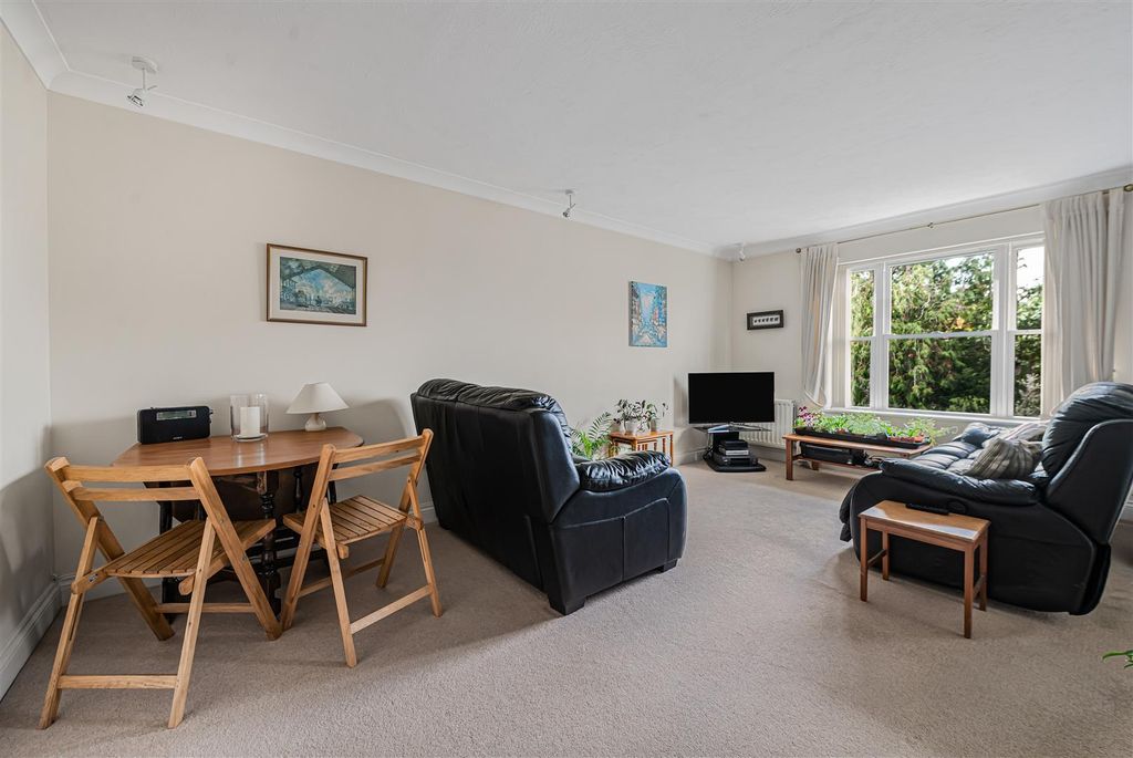 Property photo 2 of 8 2_67252.Jpg