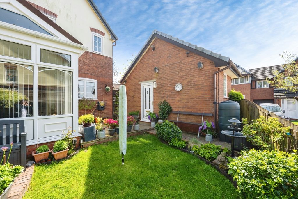 Property photo 2 of 24 Pbox-Img.Jpg