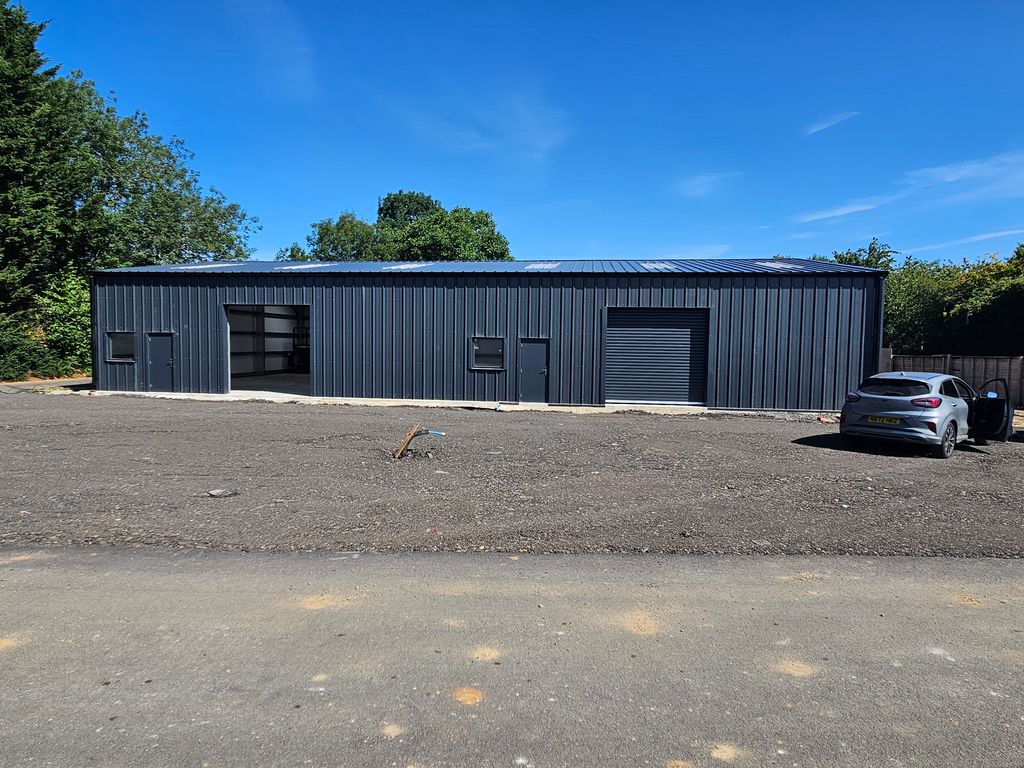 Property photo 1 of 5