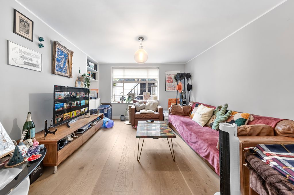 Property photo 3 of 33 Img_8698