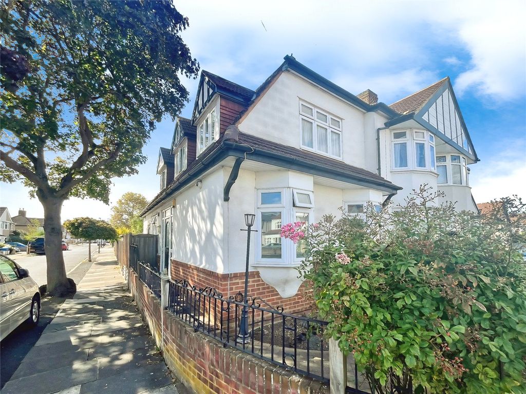 Property photo 1 of 10 Exterior