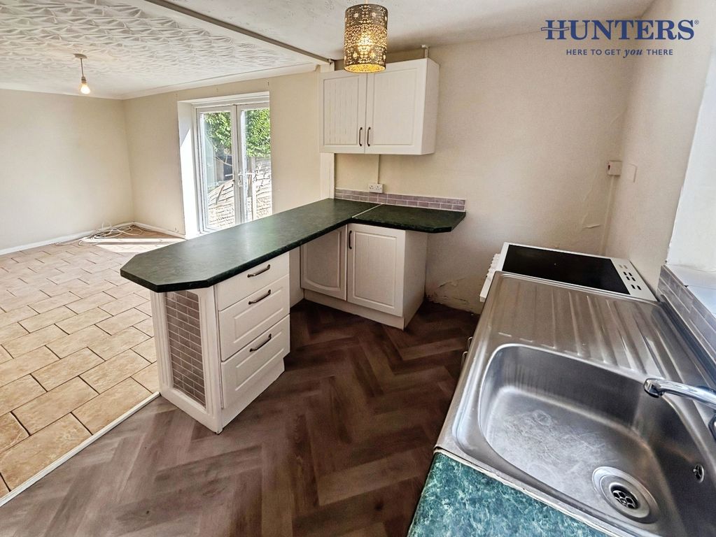 Property photo 3 of 9 Pbox-Img.Jpg