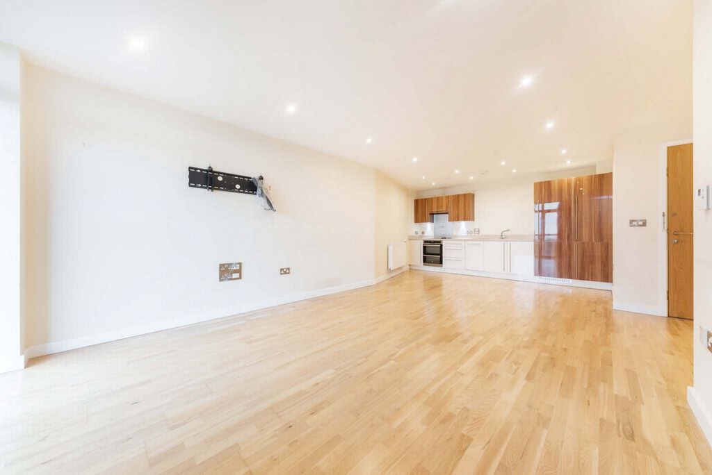 Property photo 2 of 15 Photo 8