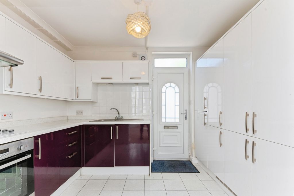 Property photo 1 of 9 Pbox-Img.Jpg