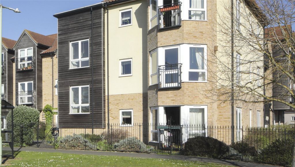 Property photo 2 of 13 Picture No. 23