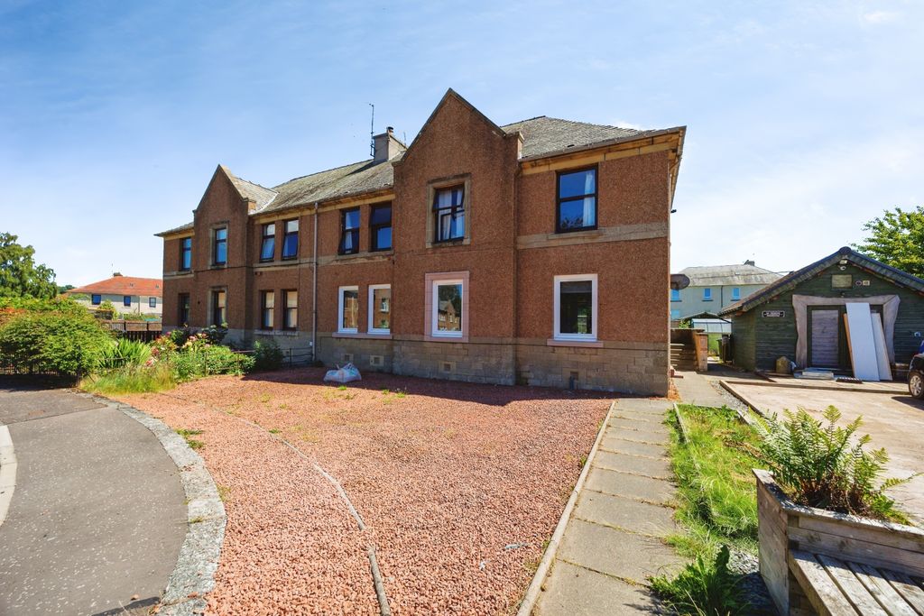 Property photo 1 of 16 Front View