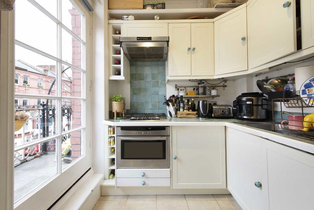 Property photo 3 of 5