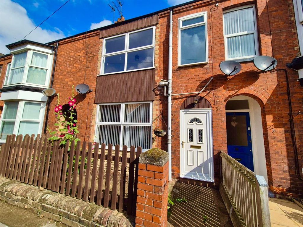 Property photo 1 of 11