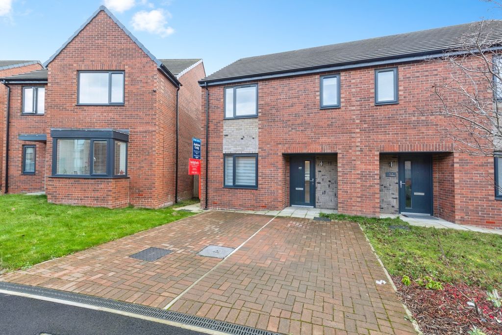 Property photo 1 of 11 Pbox-Img.Jpg