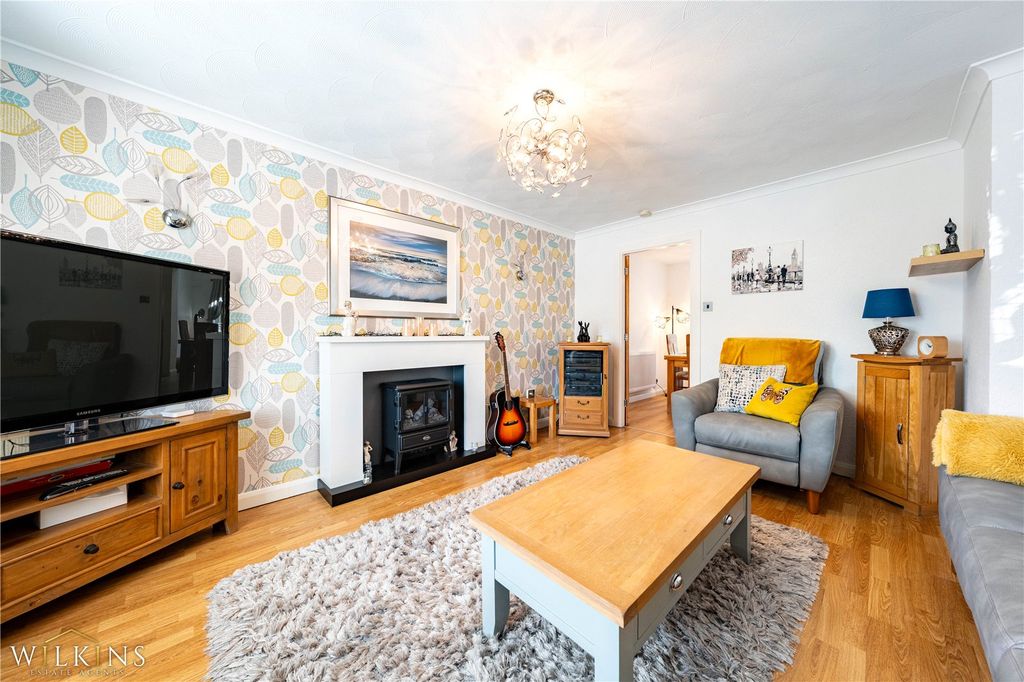 Property photo 3 of 22 Picture No. 04