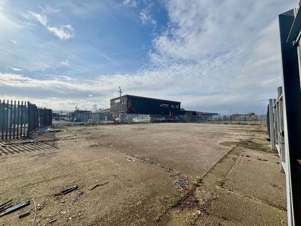 Property photo 3 of 4 Compound A St Catherines 01.Jpg