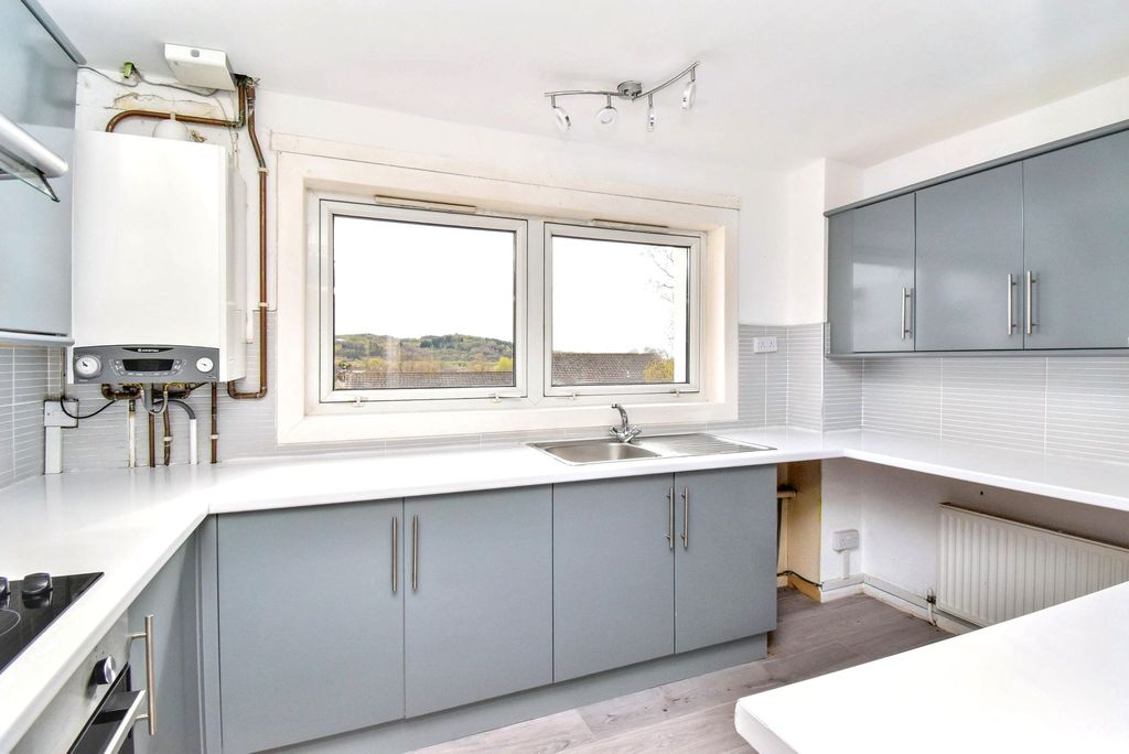 Property photo 3 of 13 Kitchen Angle 1