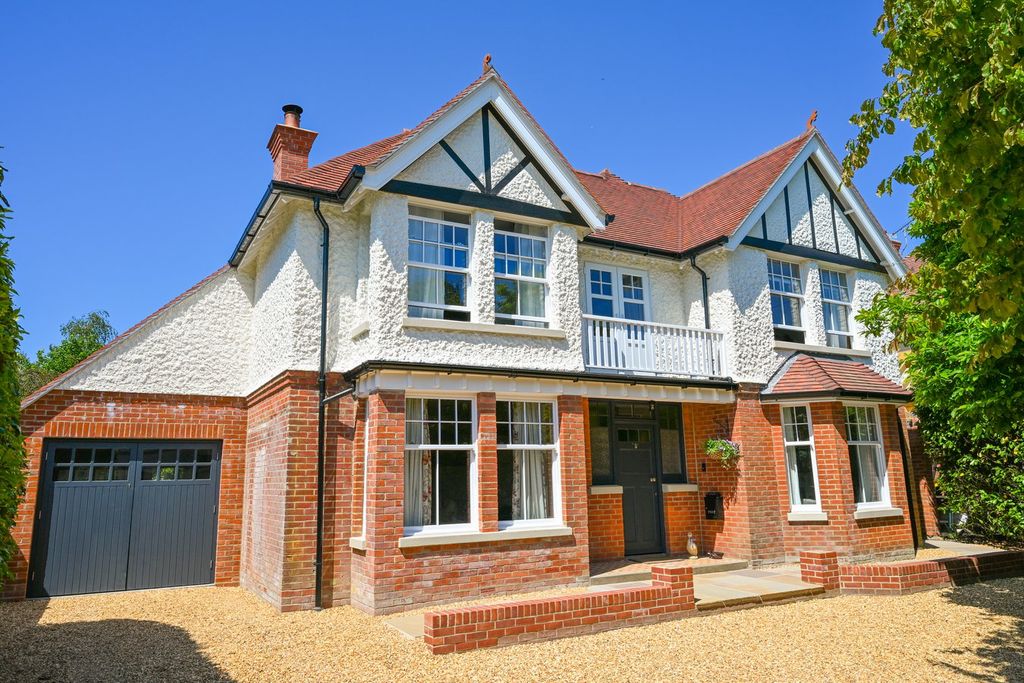 Property photo 1 of 19
