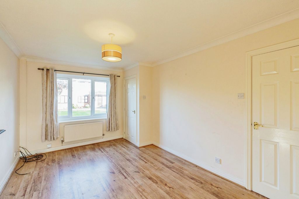 Property photo 3 of 17 Photography