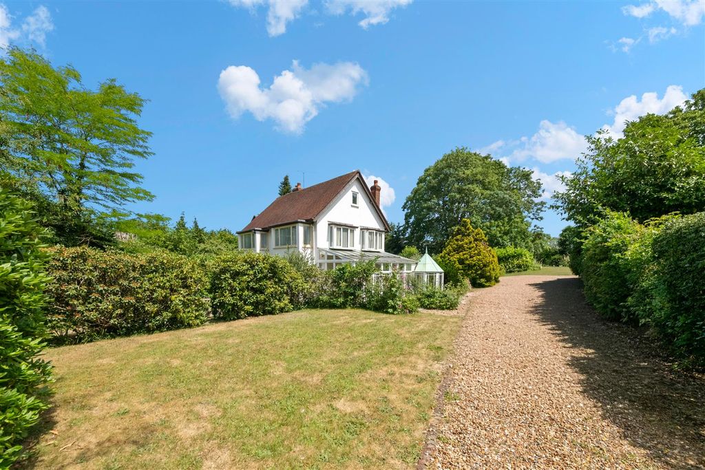 Property photo 1 of 20