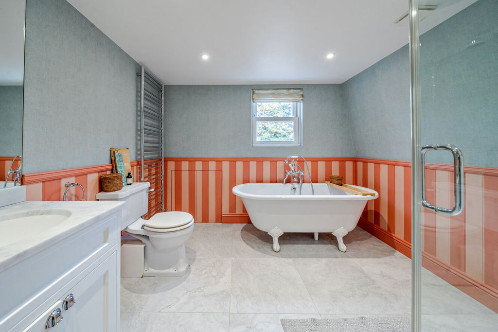 Property photo 3 of 23 1527168-17-1A11c2...