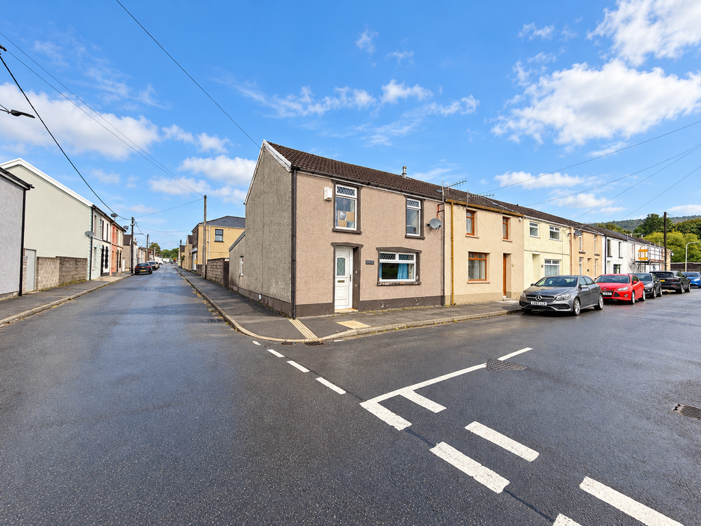 Property photo 1 of 21 14318416-F2Dd-4734-A1De-62859593Cbb6