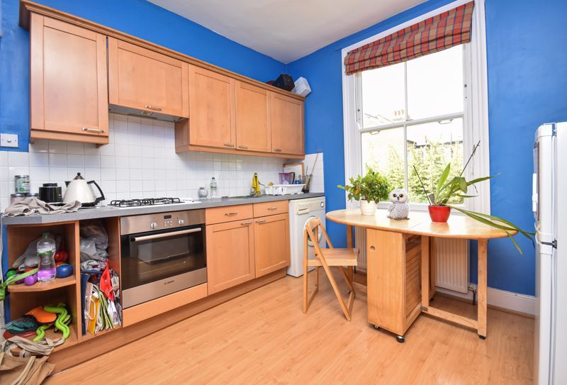 Property photo 3 of 9 Kitchen