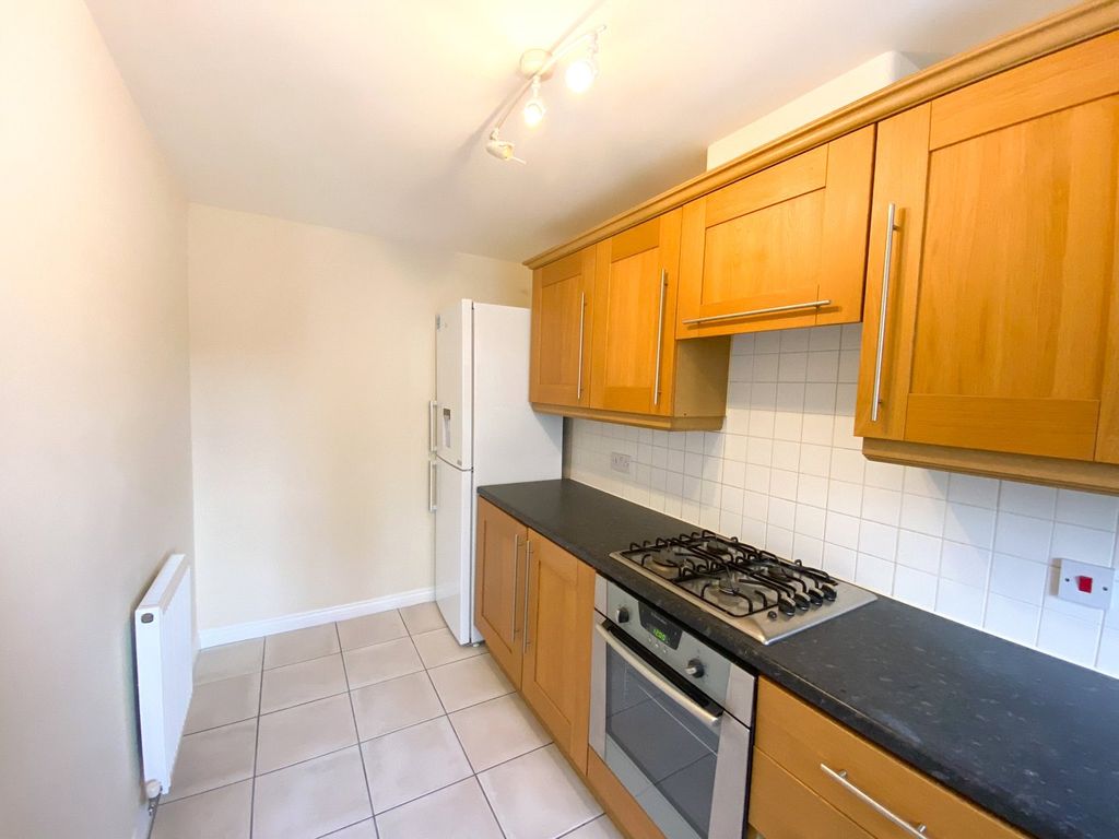 Property photo 3 of 13 Kitchen