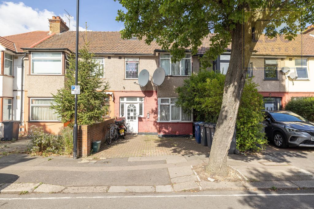 Property photo 1 of 22