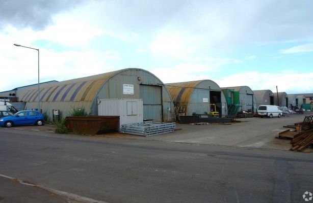 Property photo 1 of 2