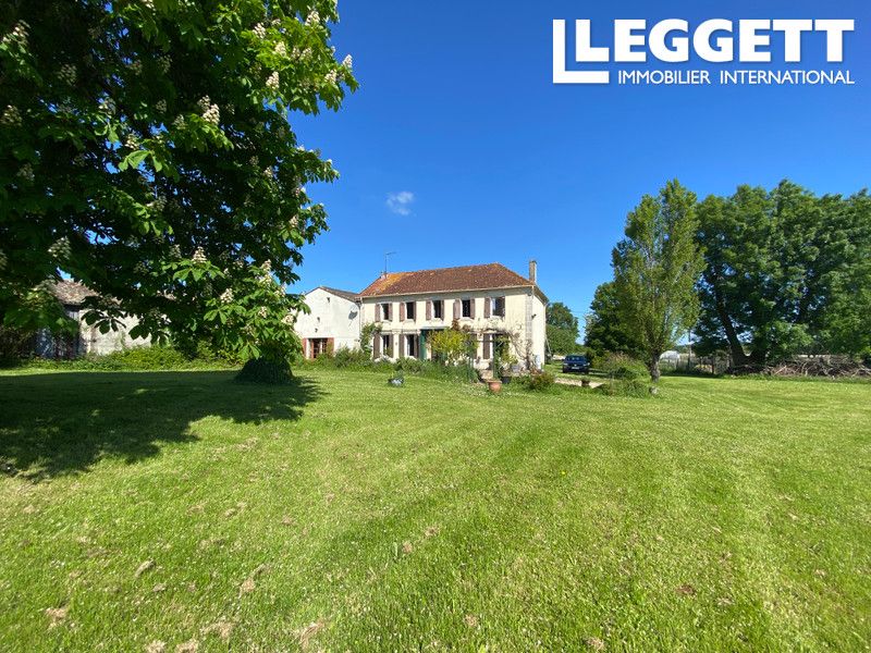 Property photo 2 of 10