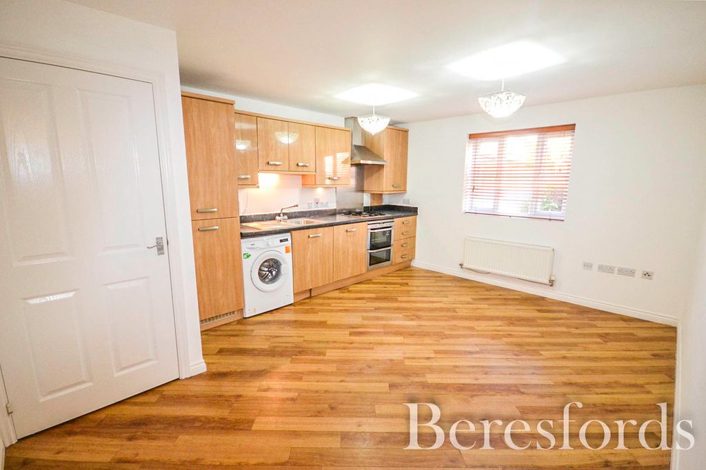 Property photo 2 of 8 Picture No. 28