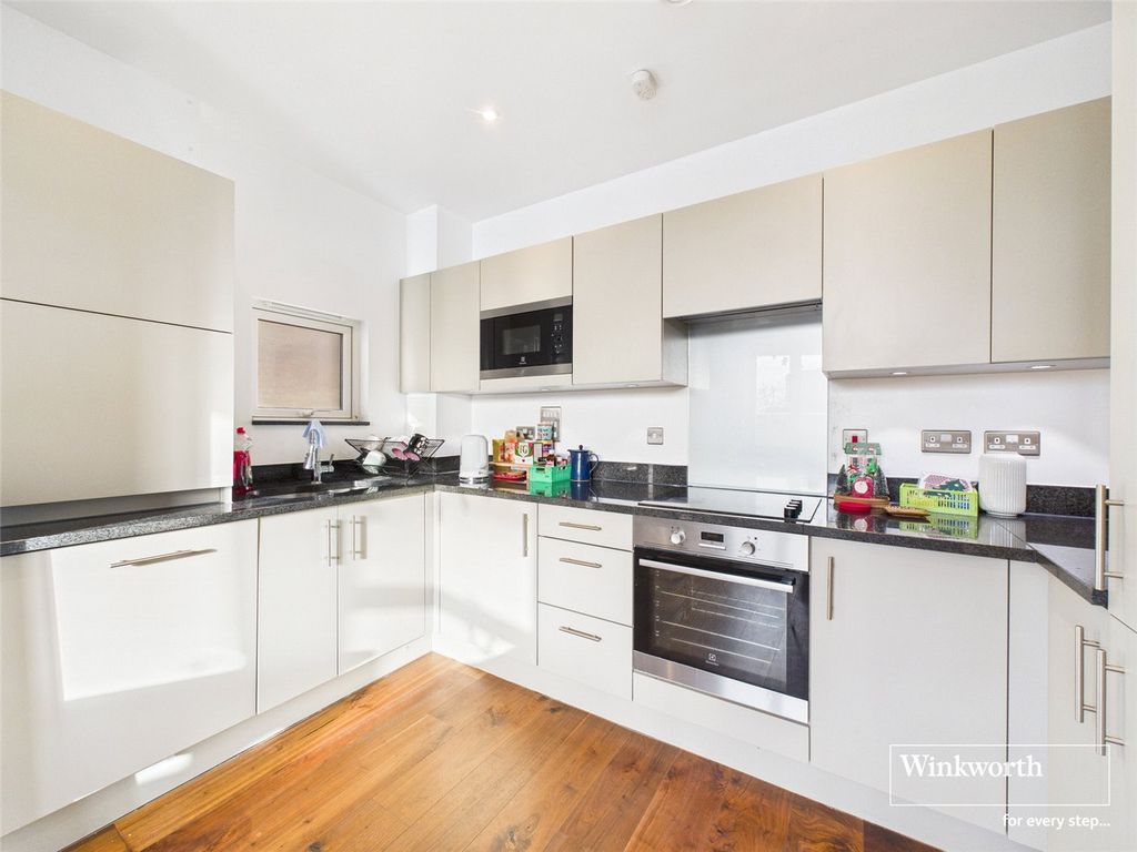 Property photo 3 of 11 Open Plan Kitchen