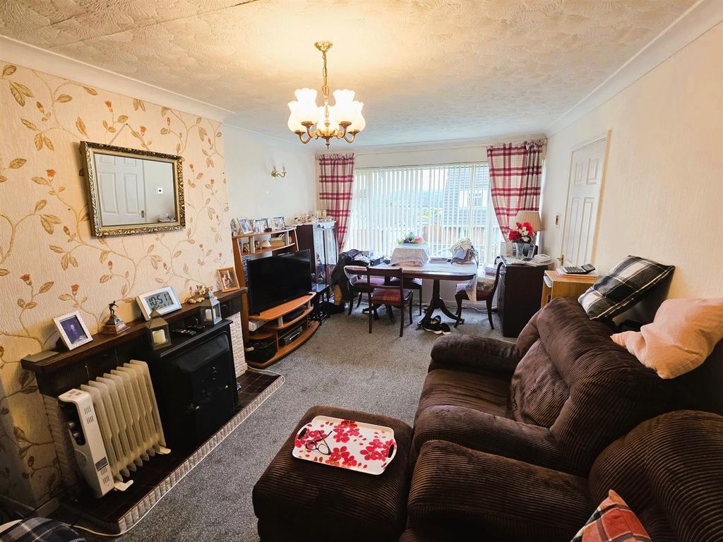 Property photo 2 of 17 20251014_105116.Jpg