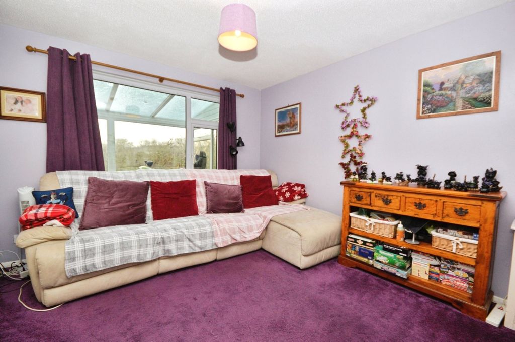 Property photo 3 of 14 Picture No. 16